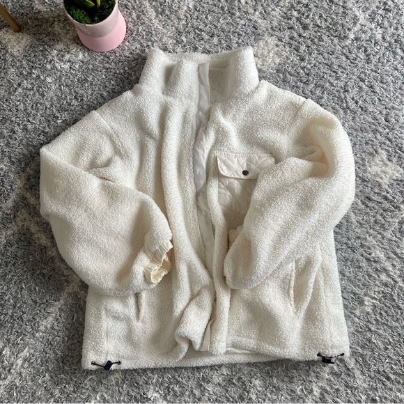 the sweatshirt project Jackets & Blazers - Womens Sherpa Zip-up Jacket